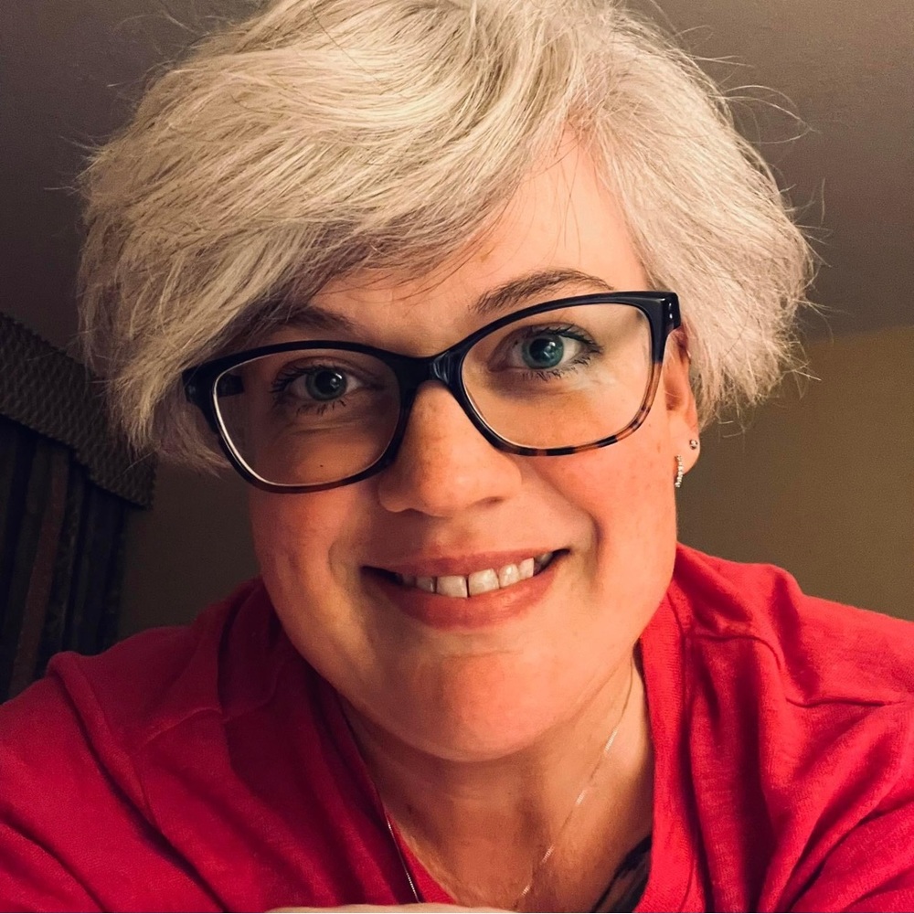 Meet your Posher, Kara